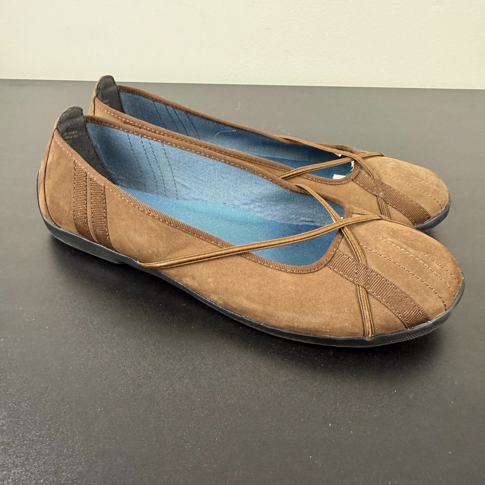 Clarks Ballet Flats Women's 9M Brown Leather Comfort Elastic Strap Casual Career